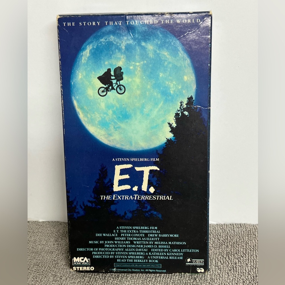 E.T. The Extra Terrestrial VHS Movie 1982 Rare Green & Black Tape MCA